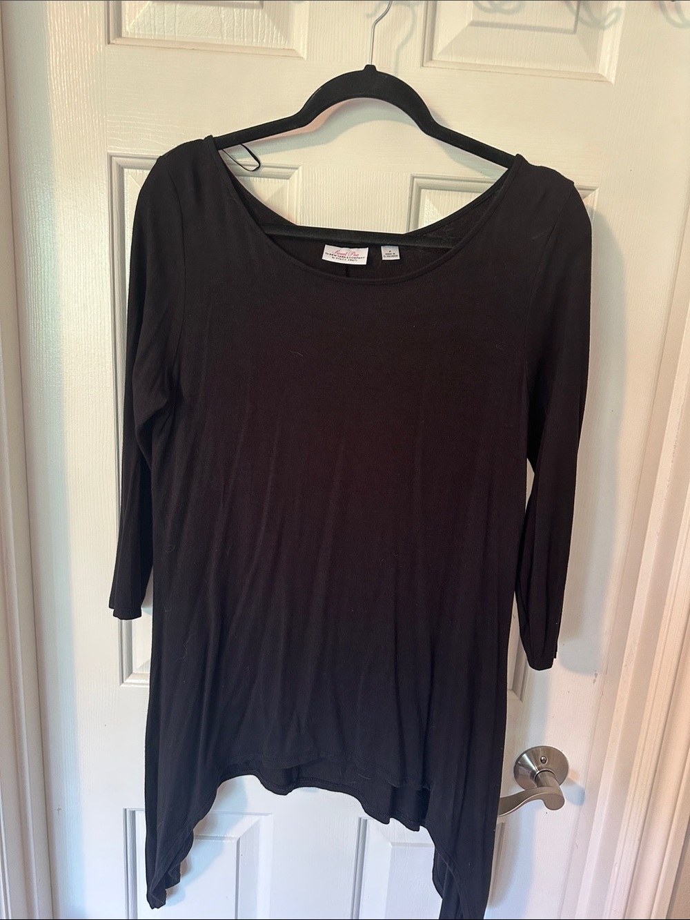 Sweet Pea by Stacy Frati Black 3/4 Sleeve Asymmetric Hem Tunic
